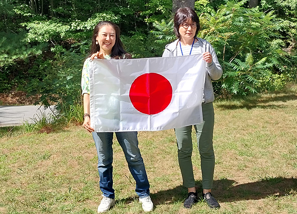 Description: C:\Ministry\WebShoshanah\images\25a-flag-jp.jpg