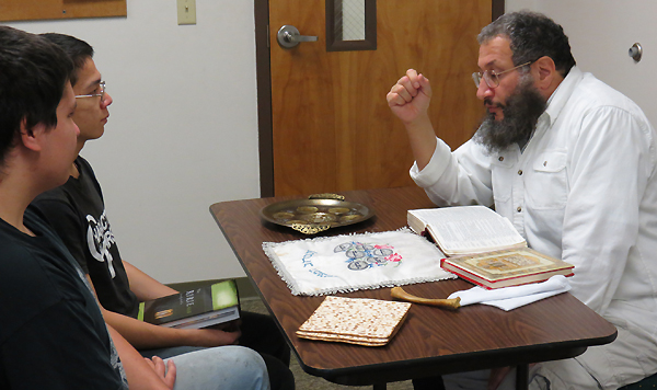 Teaching biblical holy days at the Ariel Messianic School